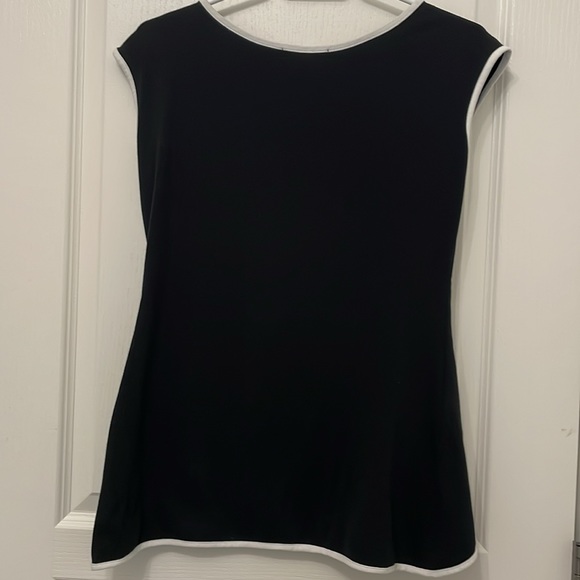 Women’s Black and White Shirt - Picture 4 of 6